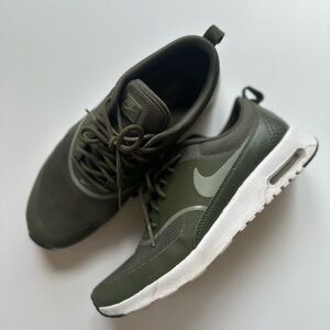 Nike Air Max Thea - Olive Green